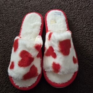 Heart Slippers Size 10.5/11 NWOT